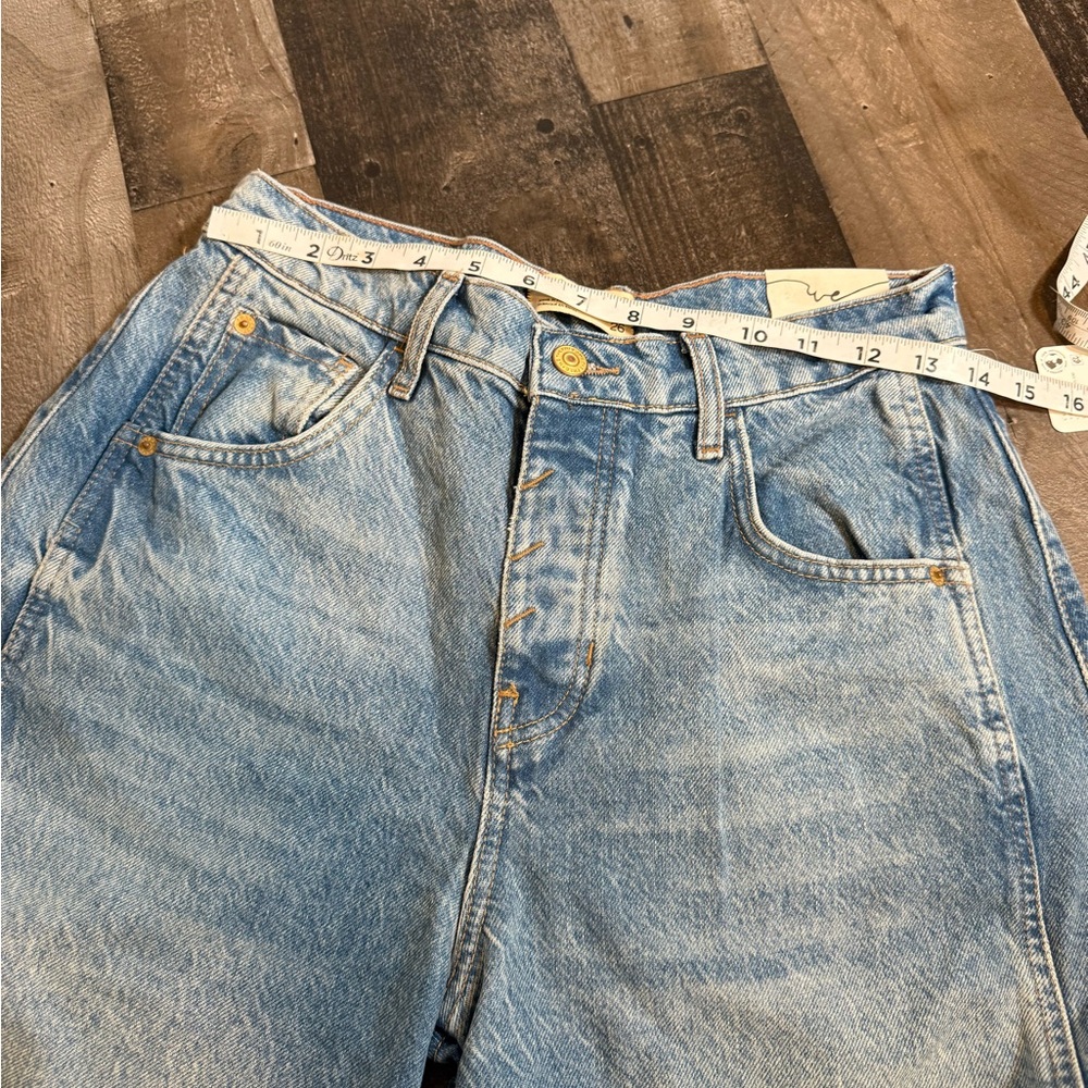 We The Free Good Luck Barrel Jeans NWT Size 26 Mid Rise Wide Leg Horseshoe Denim - Picture 5 of 10
